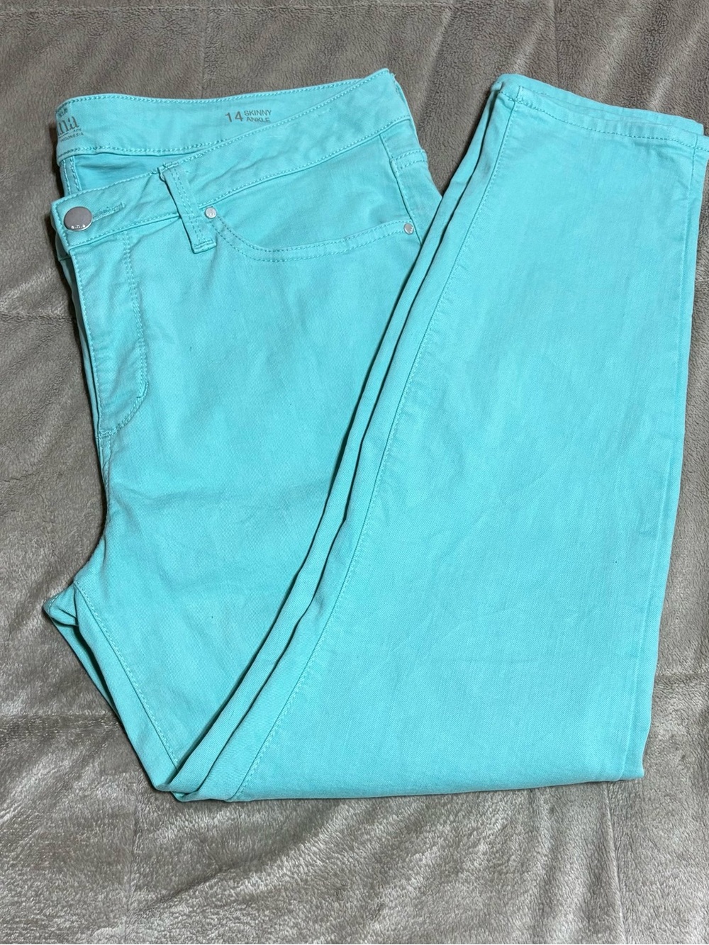 a.n.a Women's Skinny Jeans in Aqua Blue